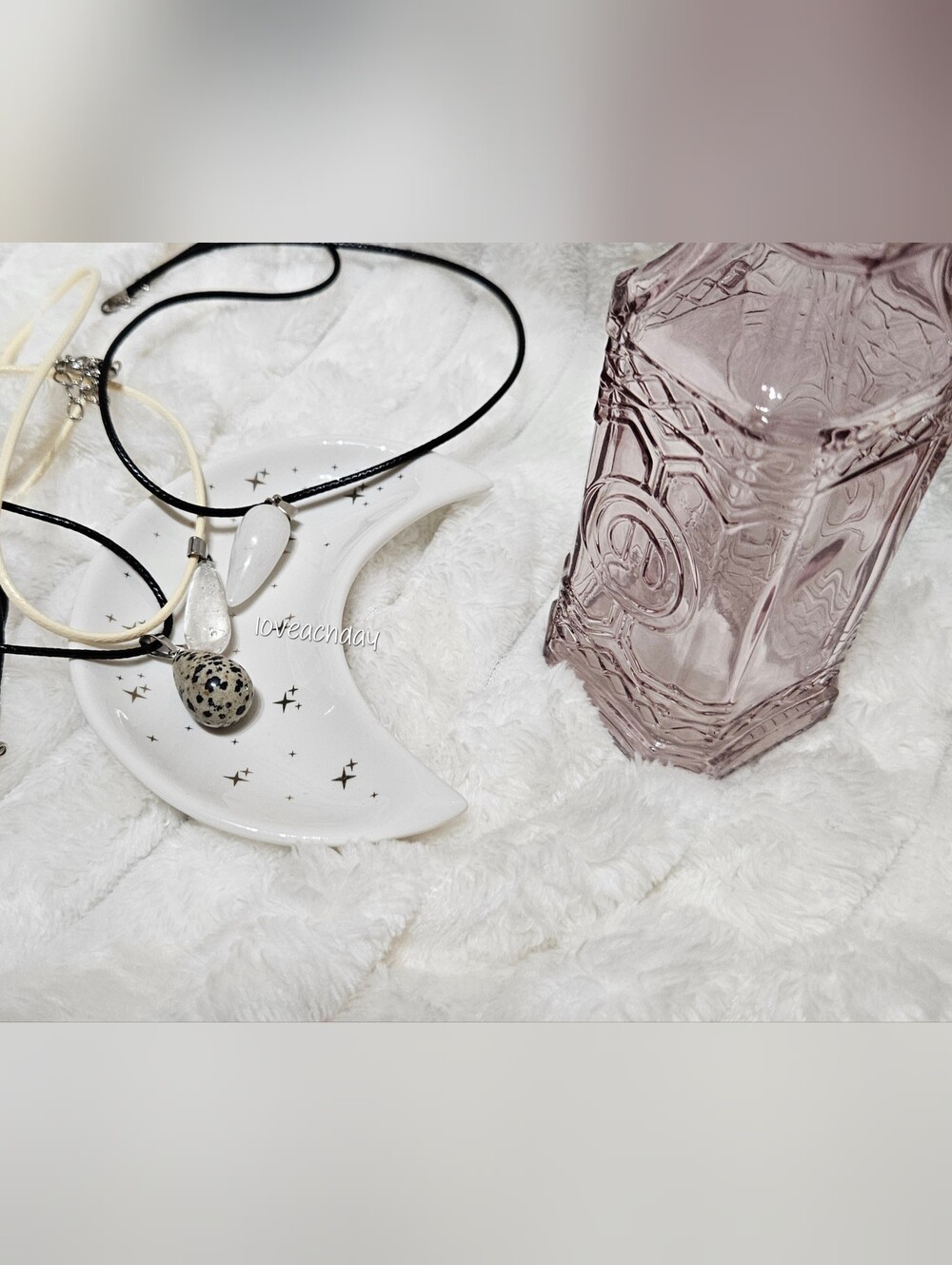 Handcrafted Teardrop Pendant Necklaces